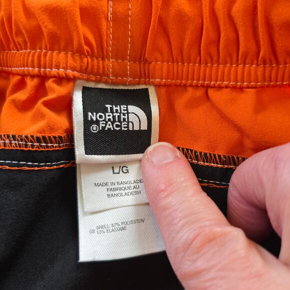 The North Face APEX Board Shorts Men's L Orange Black Summer Beach Active READ - Picture 6 of 10